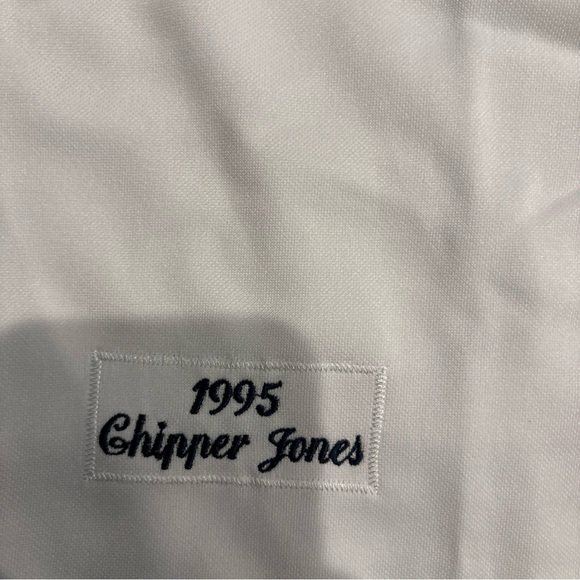Chipper Jones Atlanta Braves Jersey Mens XL 1995 World Series Home White NWT - Picture 6 of 12